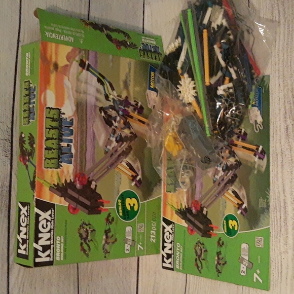 K'NEX BEASTS ALIVE Motorized Building Sets - Robo-Sting, Bronto Knex COMPLETE - Picture 13 of 16